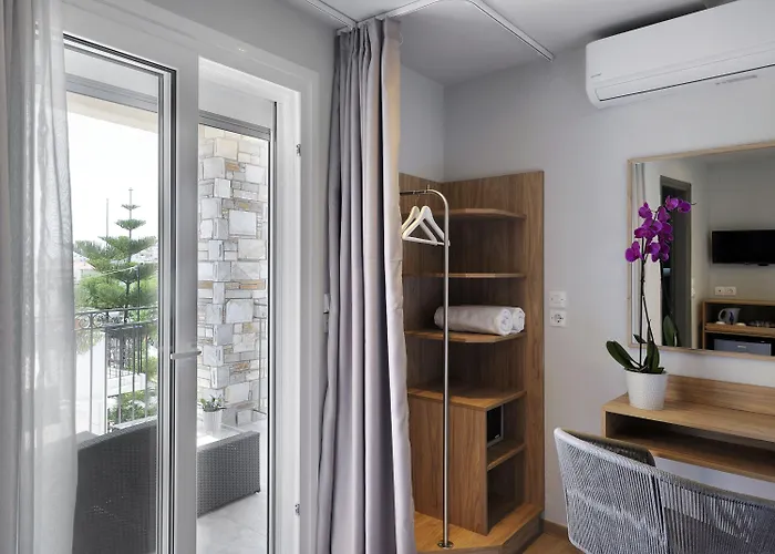 Skianthion Guest house