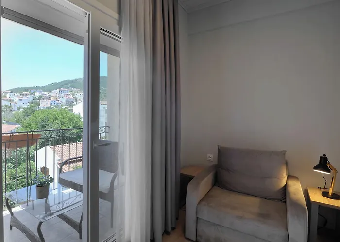 Skianthion Guest house