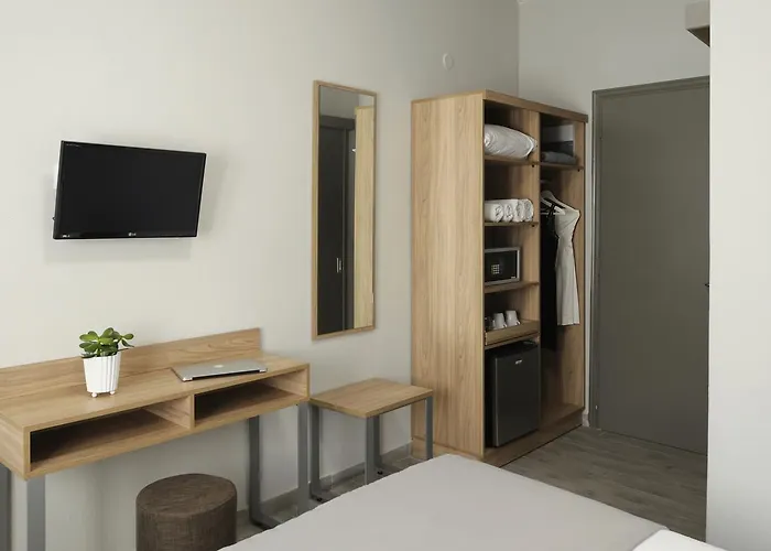 Skianthion Guest house