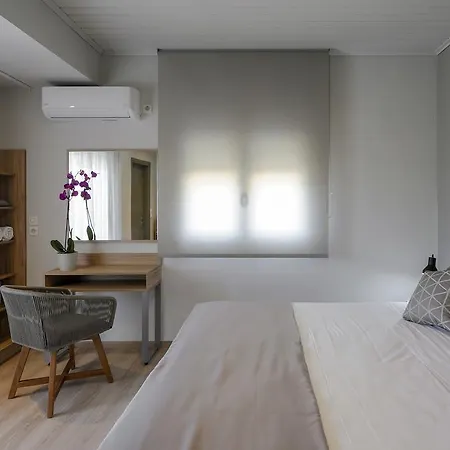 Skianthion Skiathos Town