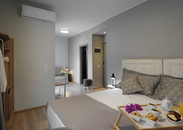 Skianthion Guest house Skiathos Town